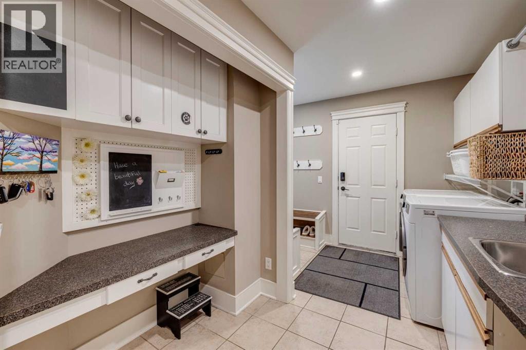 108 Redwood Meadows Drive — photo 19