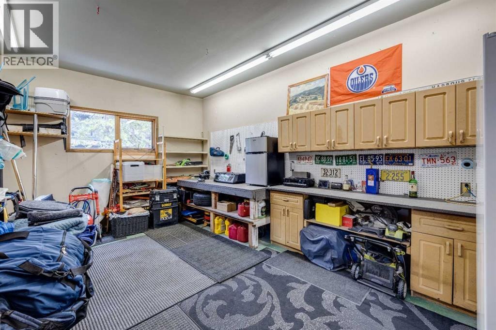 108 Redwood Meadows Drive — photo 41