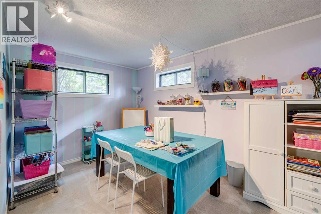 108 Redwood Meadows Drive — photo 38