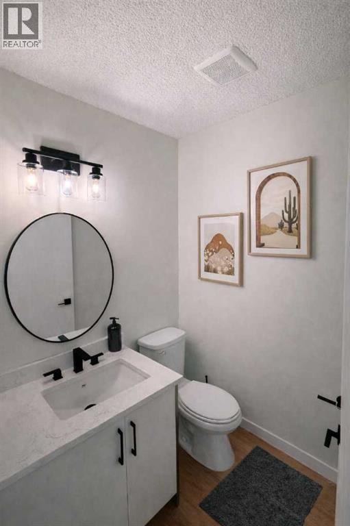 107 Harvest Oak Crescent NE — photo 8