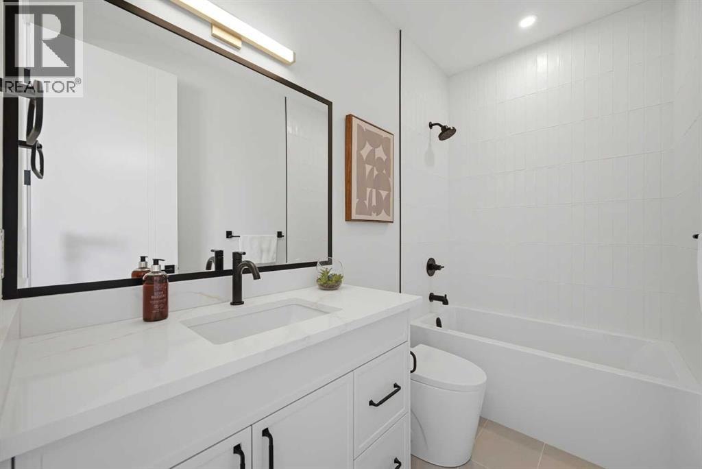 8140 47 Avenue NW — photo 30