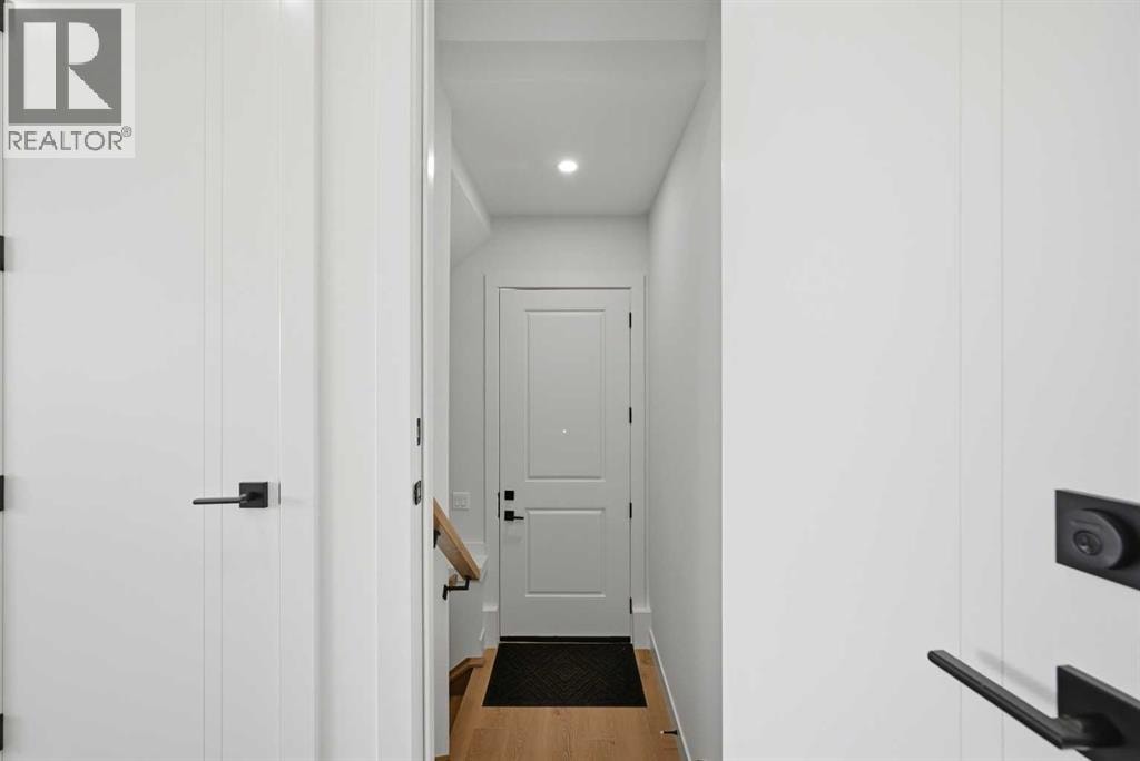 8140 47 Avenue NW — photo 36