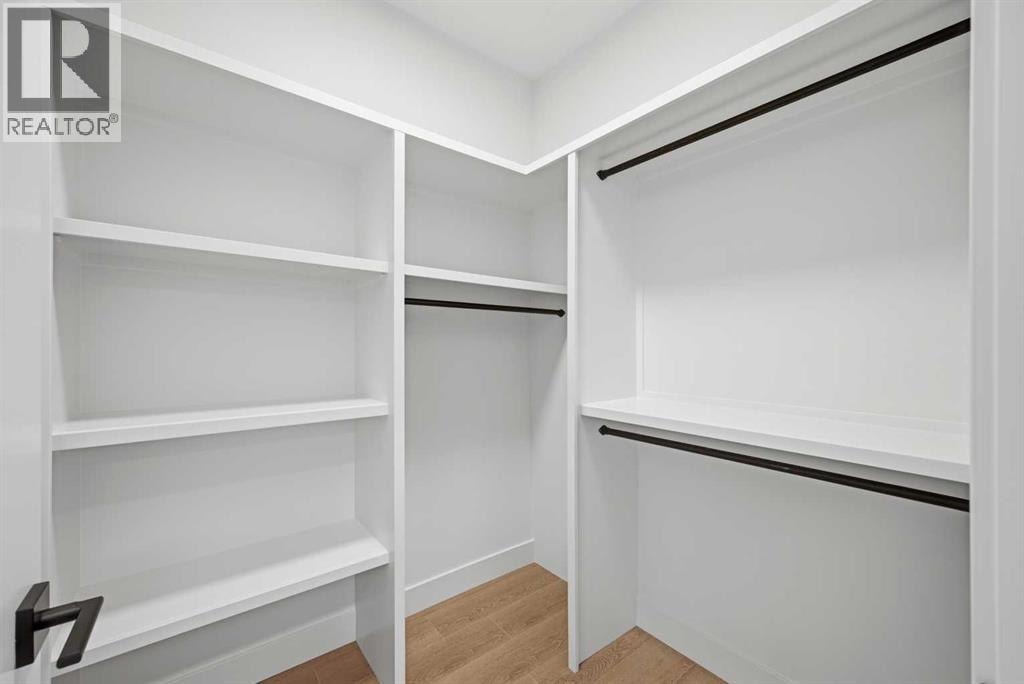 8140 47 Avenue NW — photo 41