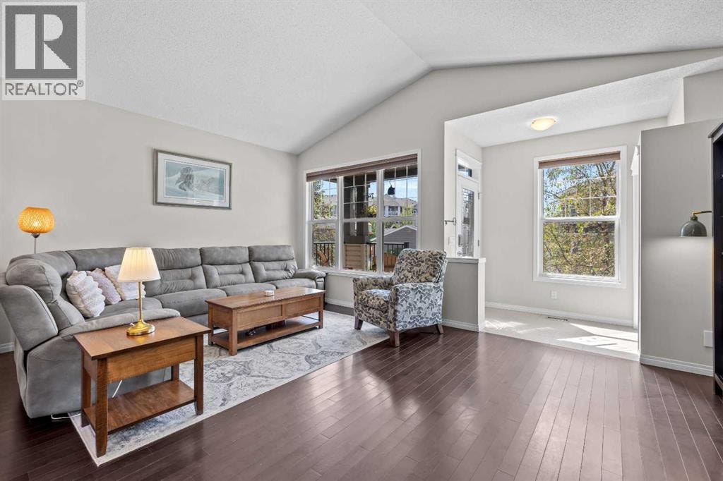 70 Auburn Crest Green SE — photo 3