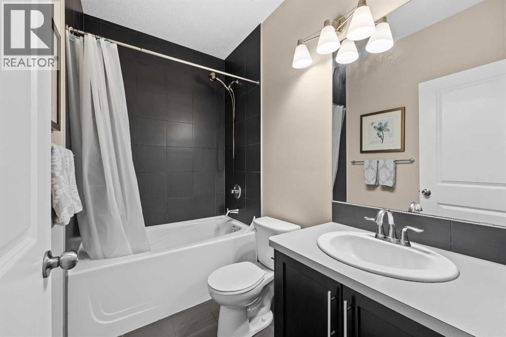 70 Auburn Crest Green SE — photo 34