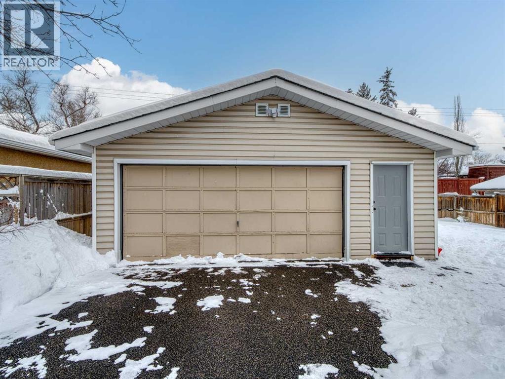 7723 Hunterview Drive NW — photo 24
