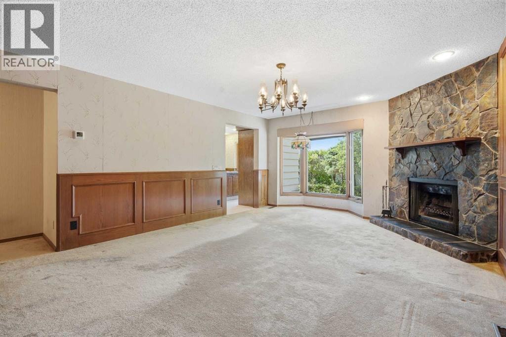 168 Edgehill Close NW — photo 13