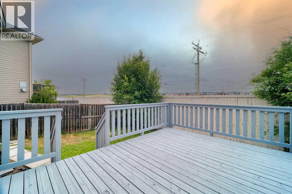 130 Somerglen Way SW — photo 8