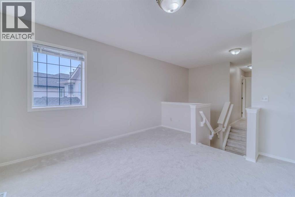 130 Somerglen Way SW — photo 29