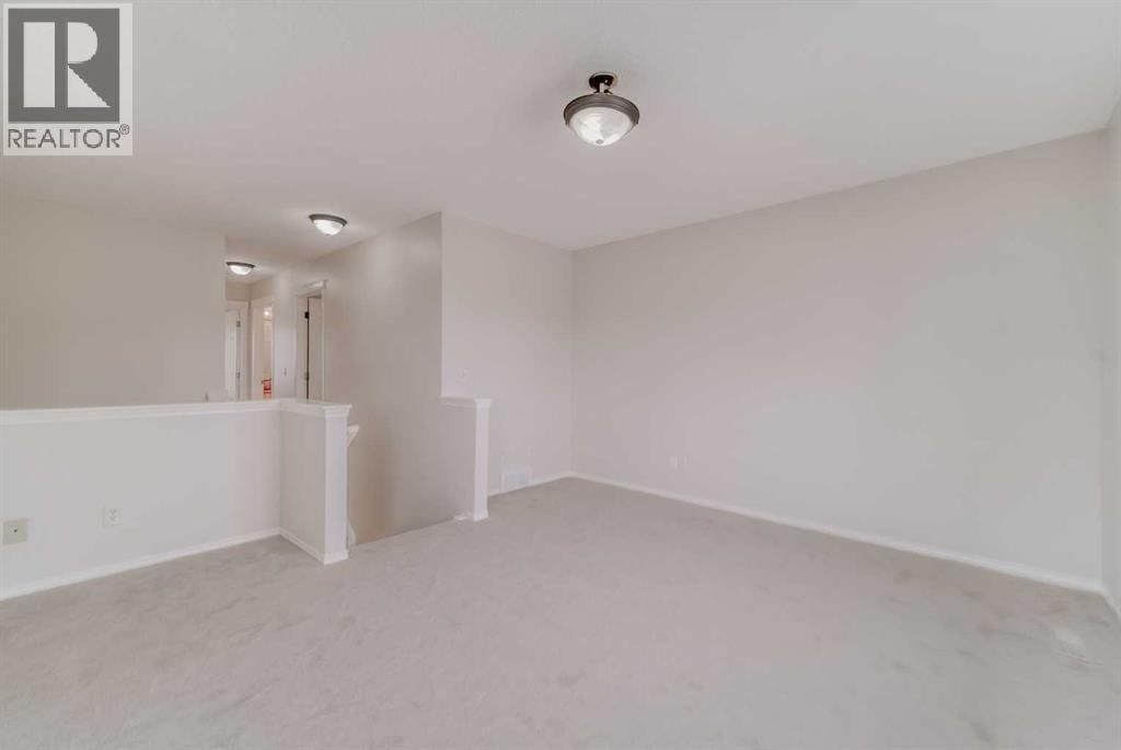 130 Somerglen Way SW — photo 30