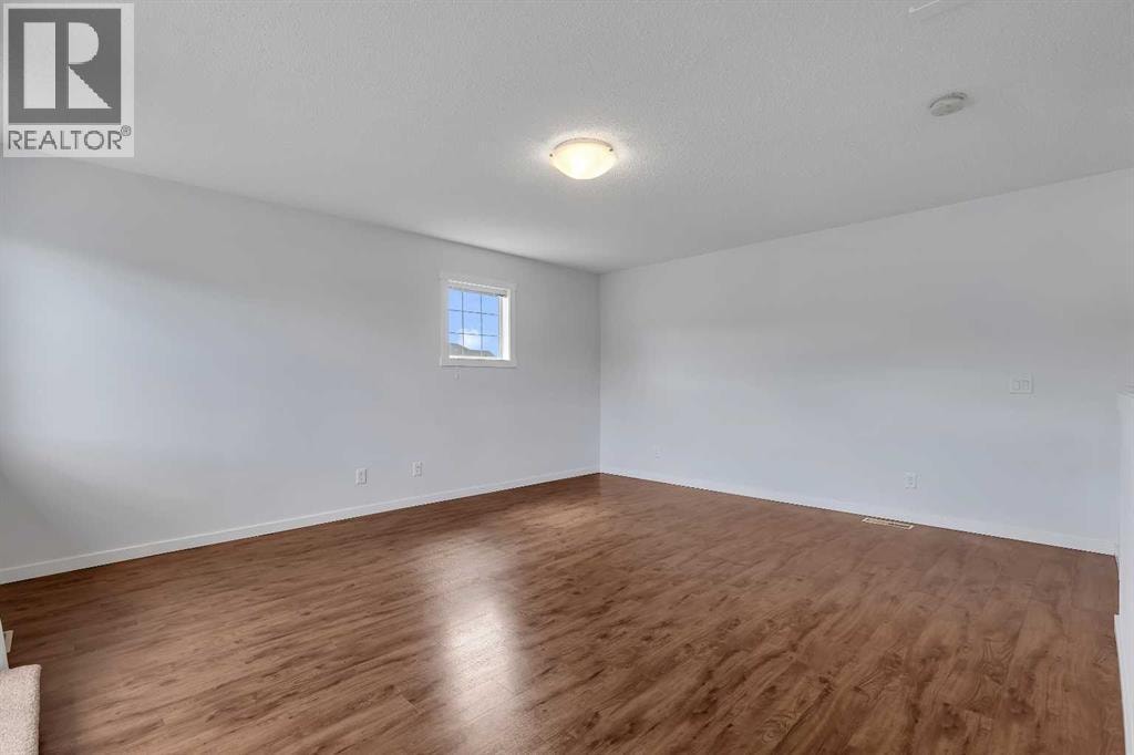 237 Cranbrook Square SE — photo 33