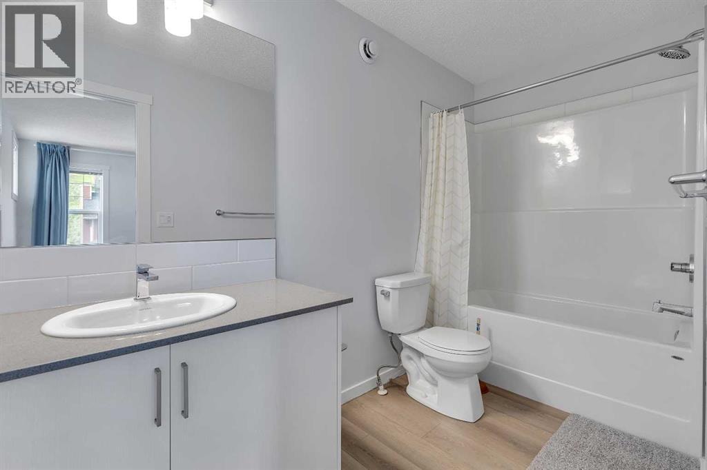 237 Cranbrook Square SE — photo 23