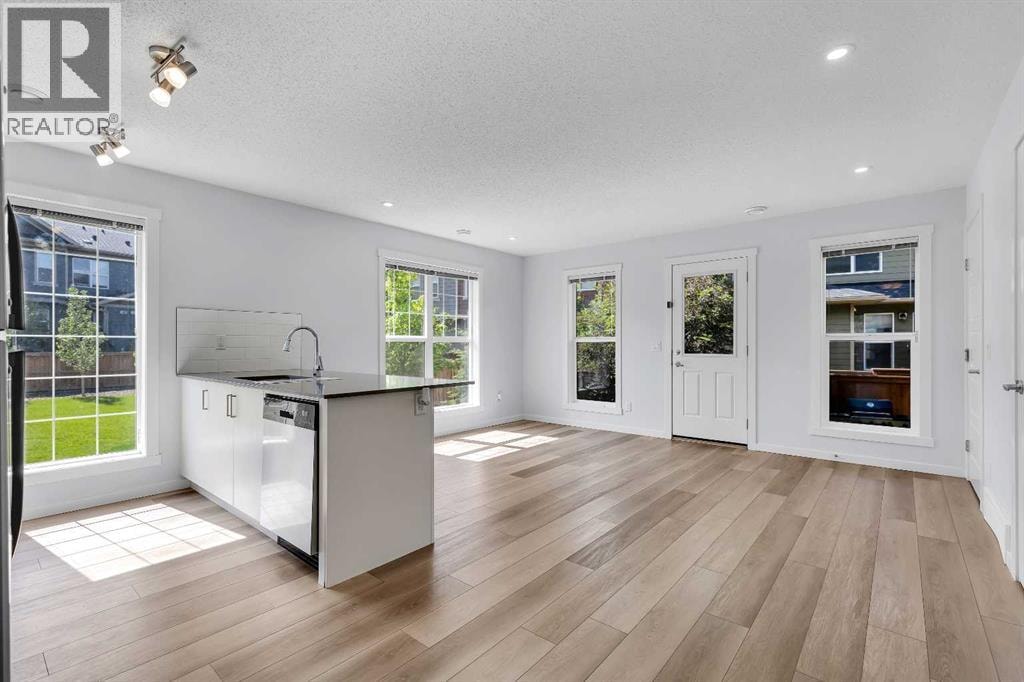 237 Cranbrook Square SE — photo 12
