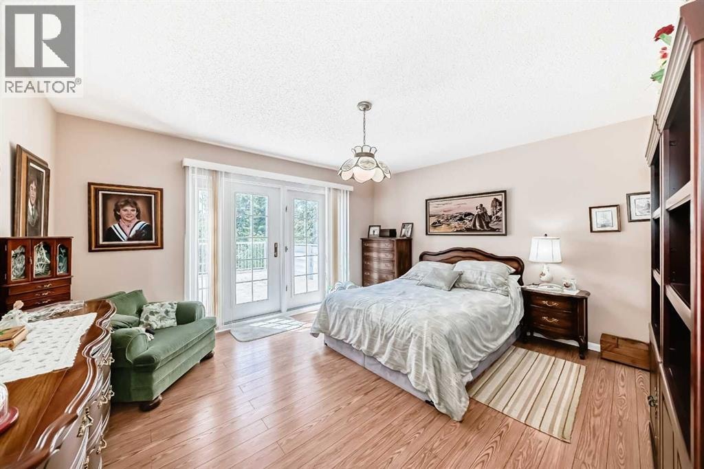 10737 Eamon Road NW — photo 15