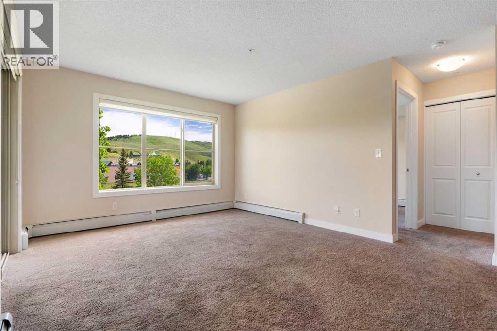1302, 625 Glenbow Drive — photo 14