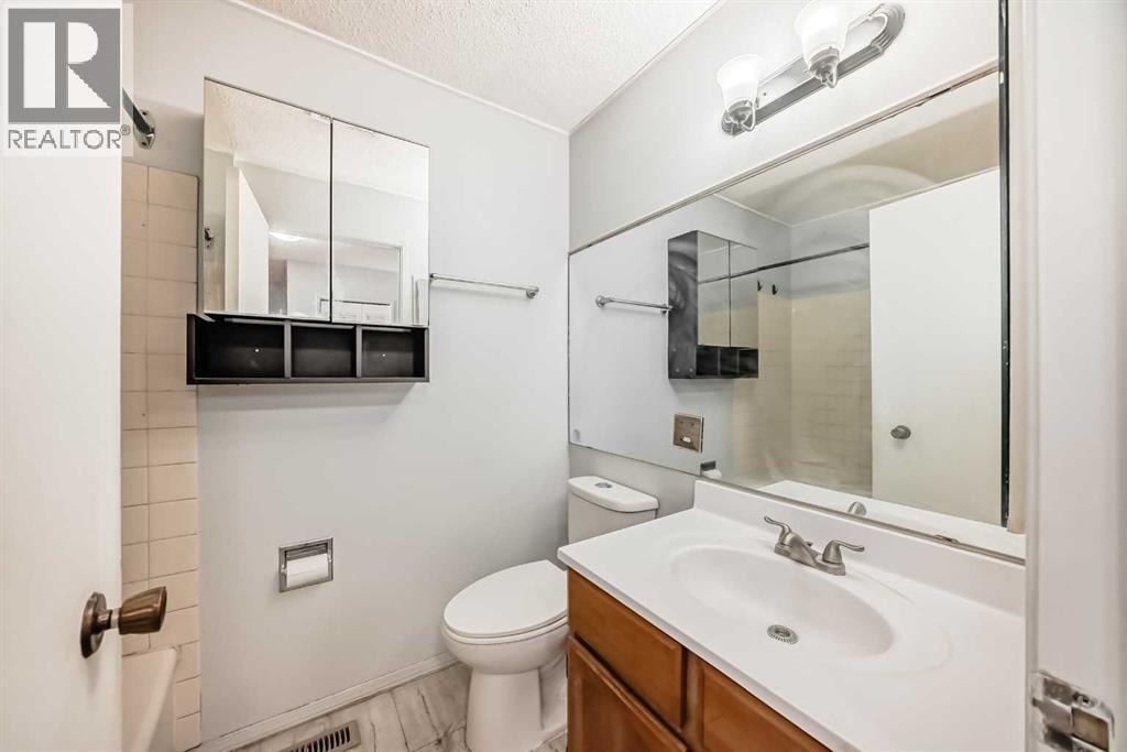 6840 4 Avenue NE — photo 20