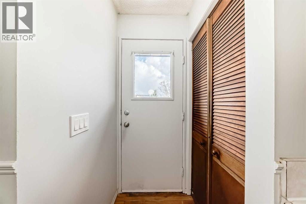 6840 4 Avenue NE — photo 13