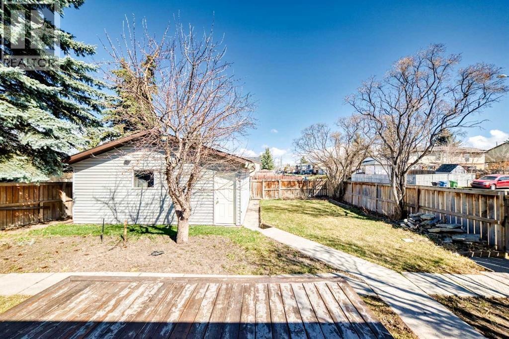 6840 4 Avenue NE — photo 43