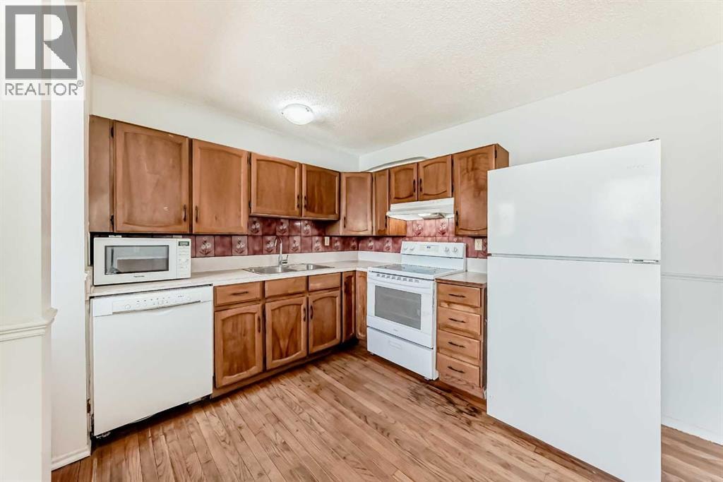 6840 4 Avenue NE — photo 10