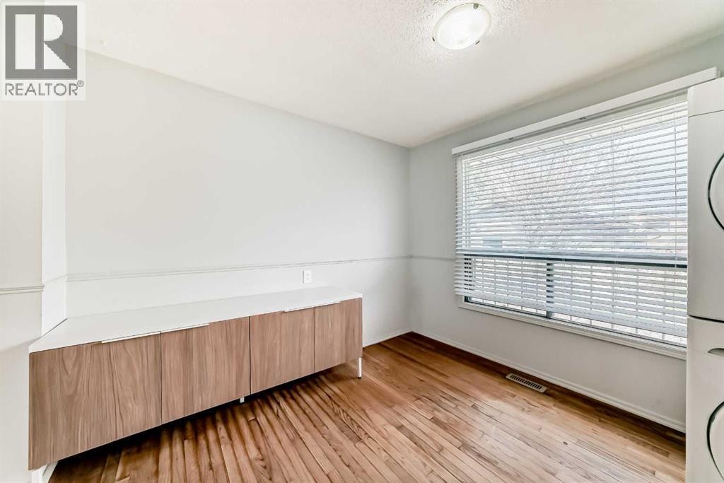 6840 4 Avenue NE — photo 12