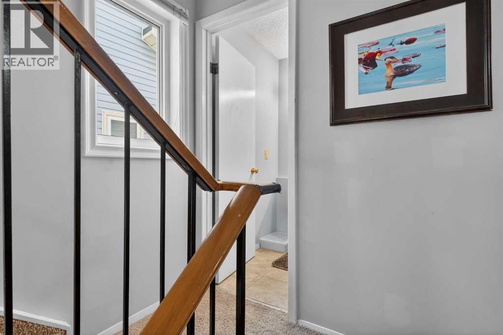 53 Millrise Lane SW — photo 14
