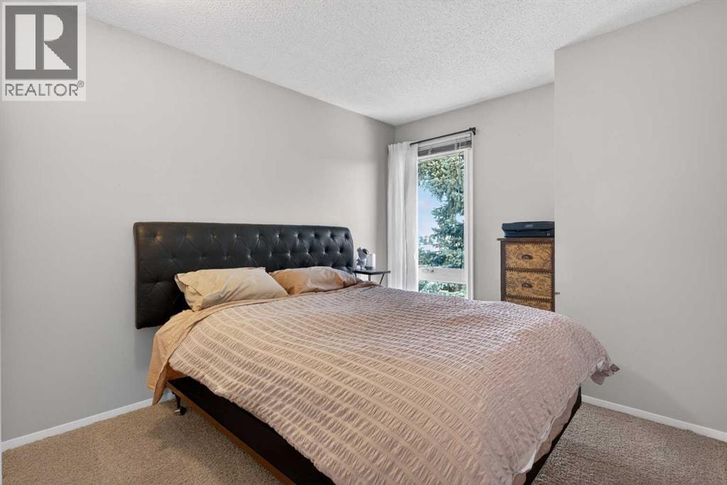 53 Millrise Lane SW — photo 27