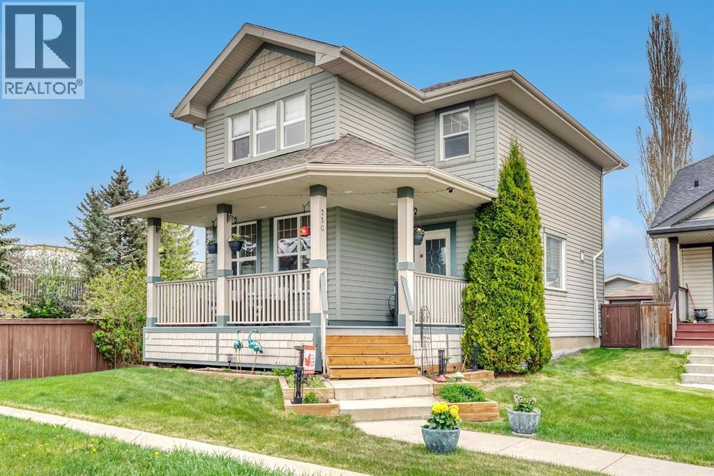 250 Prestwick Close SE