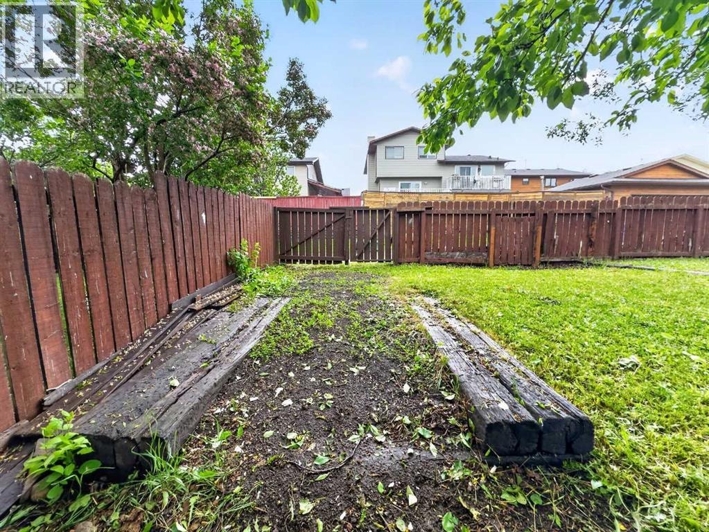 1091 Berkley Drive NW — photo 27