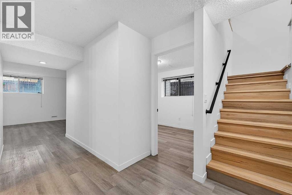 1091 Berkley Drive NW — photo 19