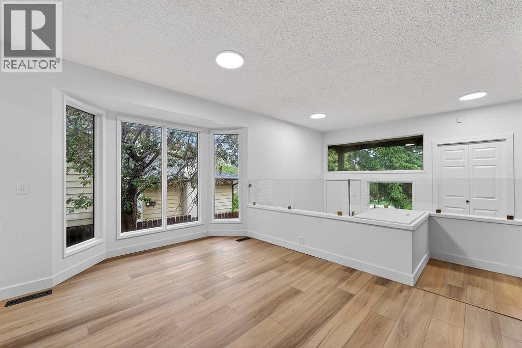 1091 Berkley Drive NW — photo 9