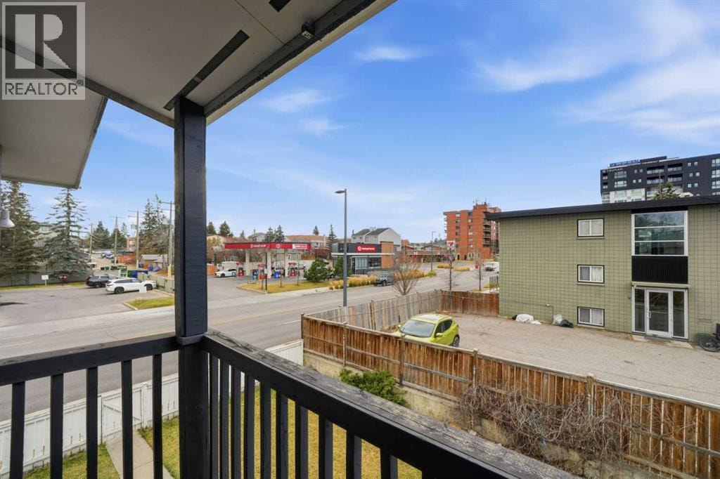 3, 2804 17 Avenue SW — photo 2