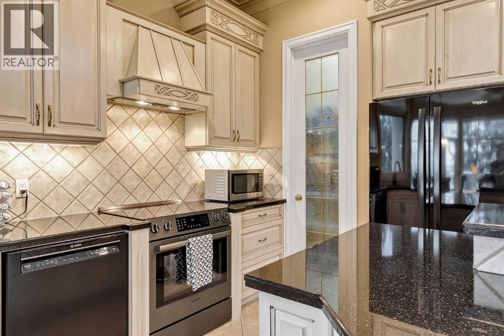 4592 Hamptons Way NW — photo 10