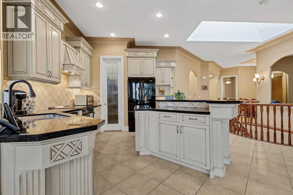 4592 Hamptons Way NW — photo 9