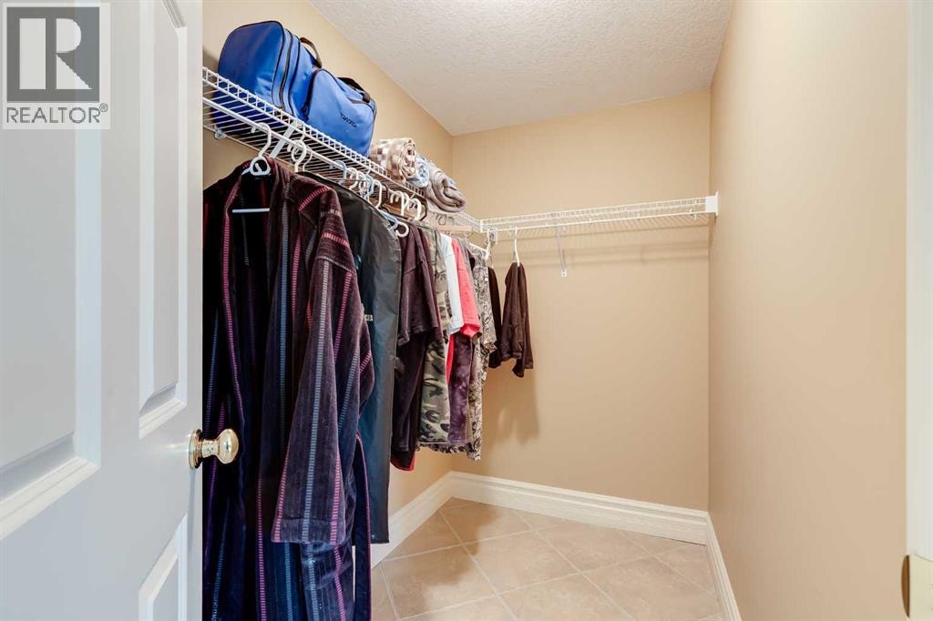 4592 Hamptons Way NW — photo 41