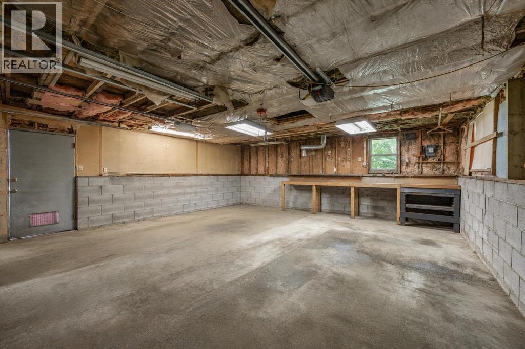 4952 Vanguard Road NW — photo 37