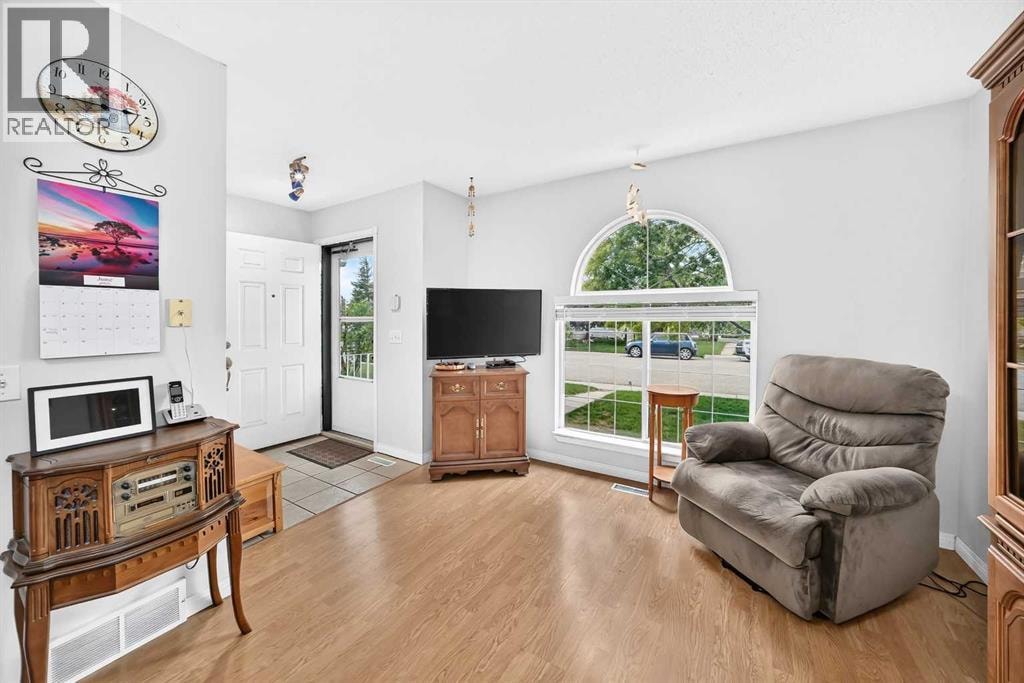 57 San Diego Way NE — photo 3