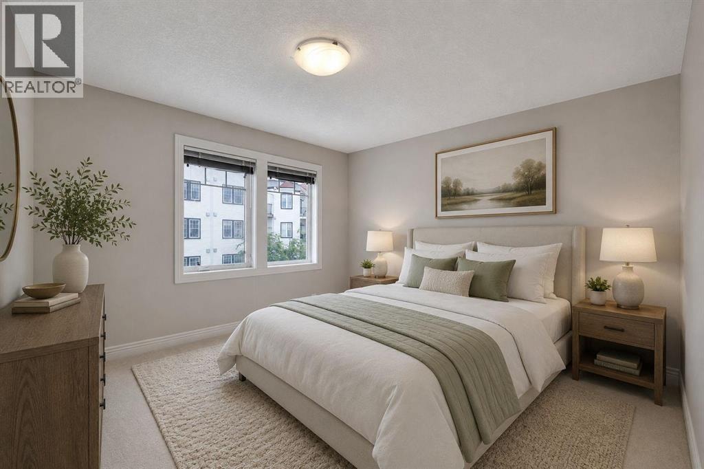 19 Royal Oak Plaza NW — photo 14