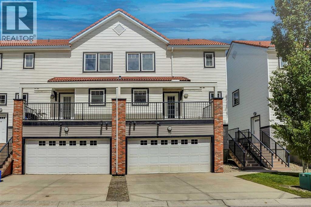 19 Royal Oak Plaza NW — photo 15