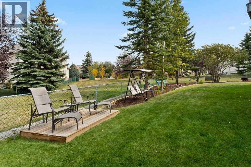 251 Hampshire Place NW — photo 36