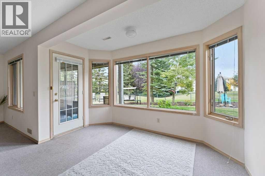 251 Hampshire Place NW — photo 32