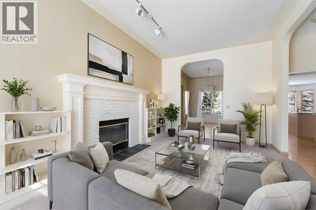 251 Hampshire Place NW — photo 6