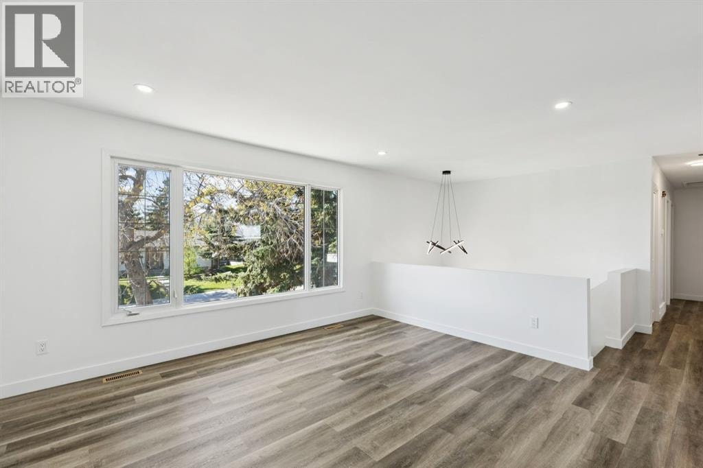 6928 Hunterbow Crescent NW — photo 9