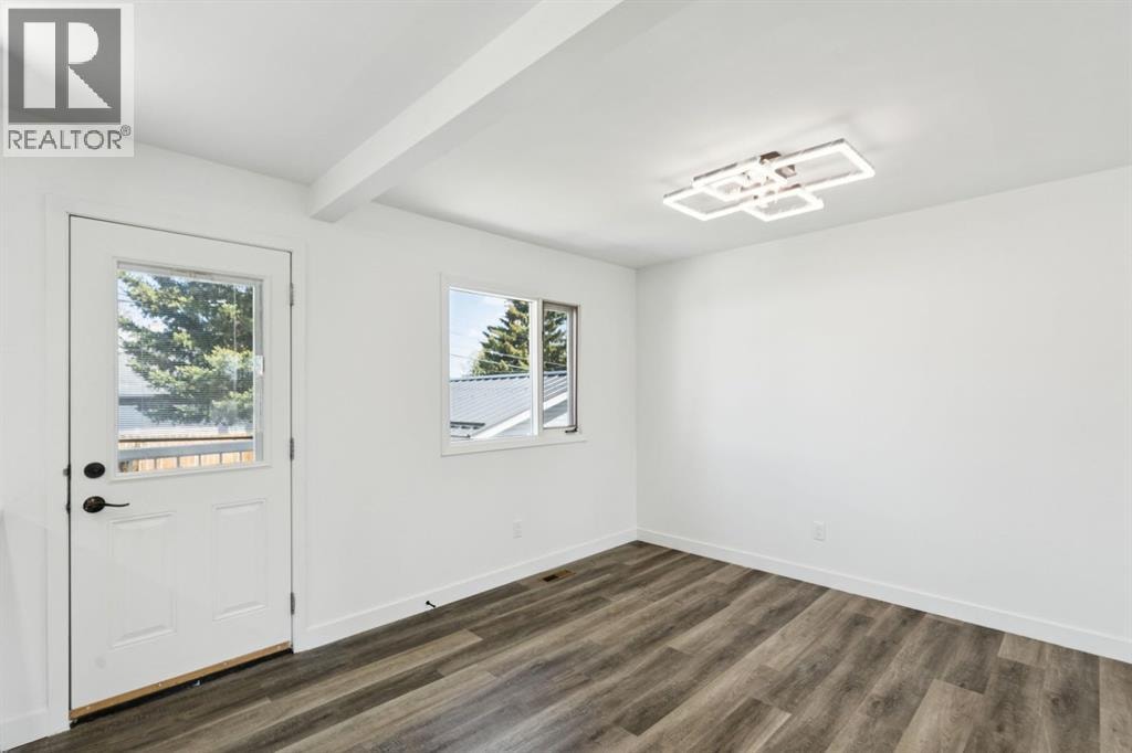 6928 Hunterbow Crescent NW — photo 16