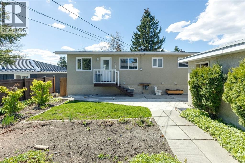 6928 Hunterbow Crescent NW — photo 31
