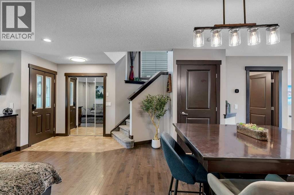91 Panora Square NW — photo 10
