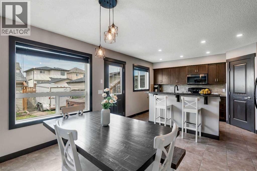 91 Panora Square NW — photo 16