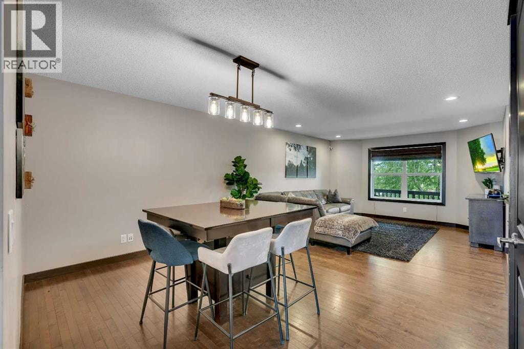 91 Panora Square NW — photo 9
