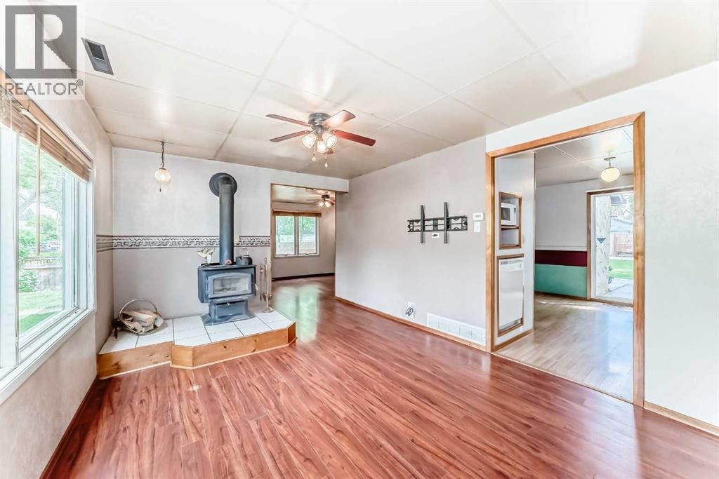 85 Elma Street W — photo 18