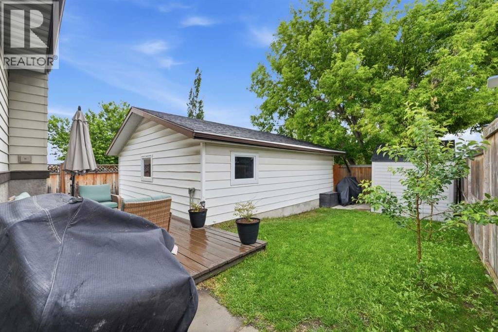 32 Beddington Rise NE — photo 20