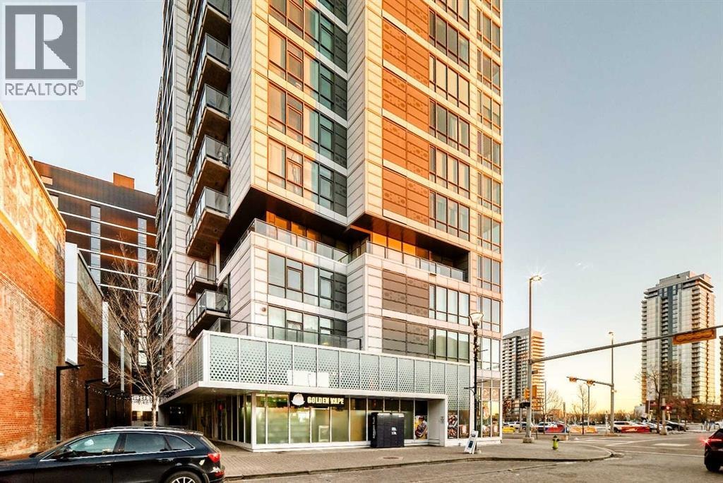 310, 450 8 Avenue SE — photo 3
